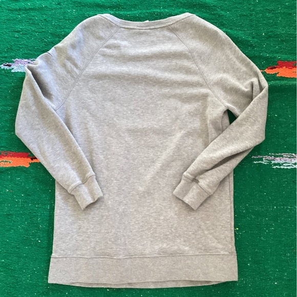 NFL Baltimore Ravens Gray Crew neck Sweatshirt with  Logo-SZ S - Picture 2 of 3